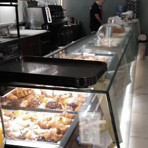 2* Πανσιόν Paradise